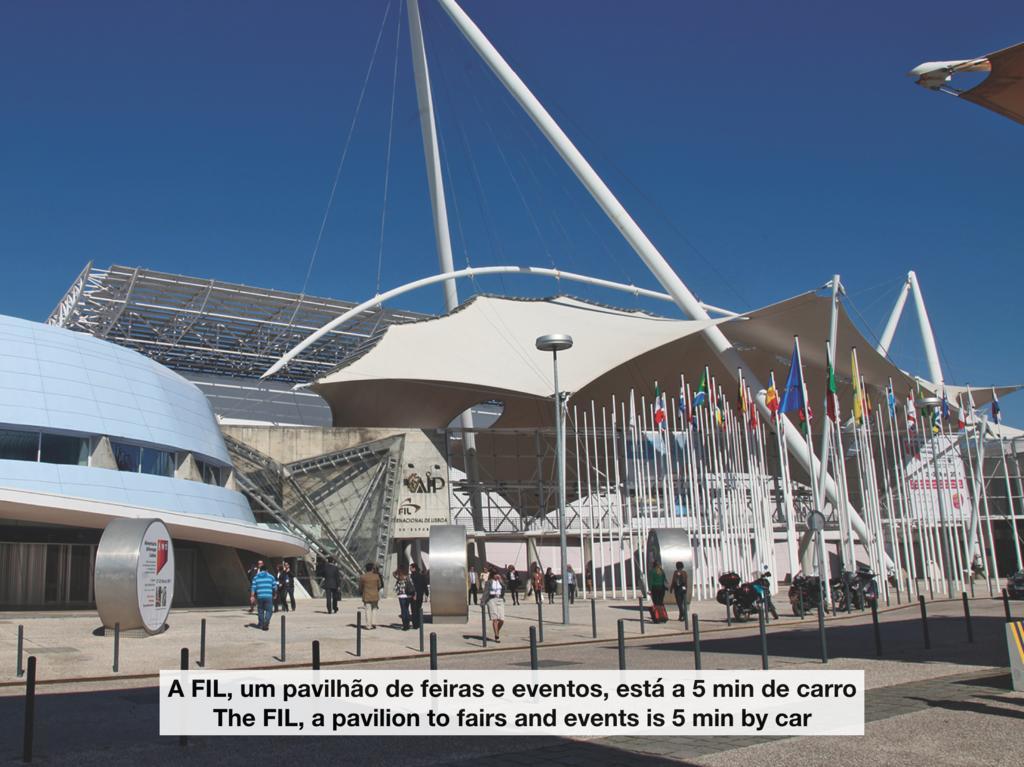 Apt In Lisbon Marina Tejo - Parque Das Nacoes Luaran gambar