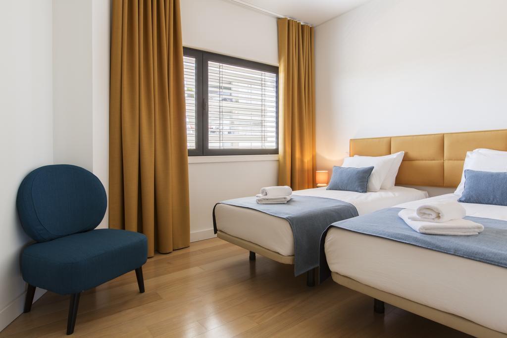 Apt In Lisbon Marina Tejo - Parque Das Nacoes Luaran gambar